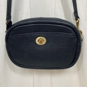 Coach‎ Pebbled Leather Camera Crossbody Bag Black Style C5809